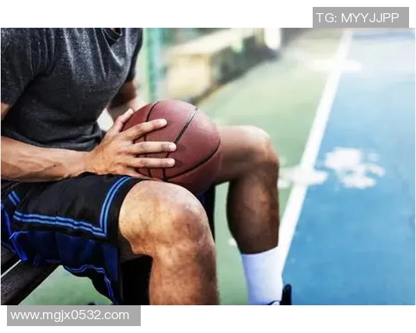 探讨篮球运动员成长历程与赛场奋斗精神对当代青年的重要深远启示